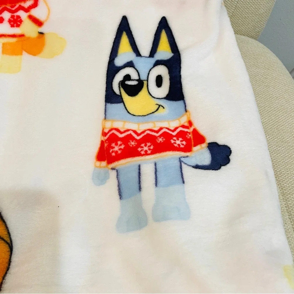 NEW Bluey Bingo Christmas Plush‎ Throw Blanket 50x70 Holiday Sweater